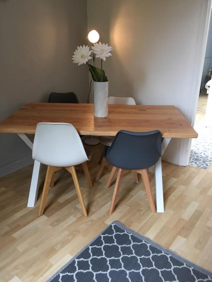 La Maison De Sloan Gueret Bagian luar foto